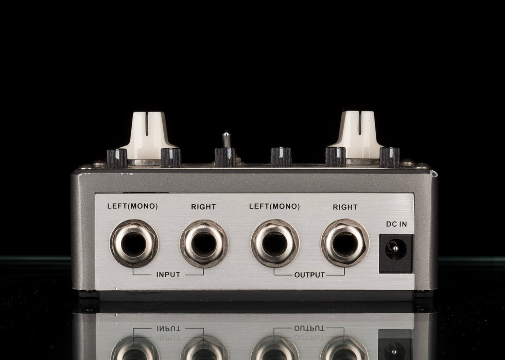 Used Mooer Twin Shimmer Dual Reverb Guitar Effect Pedal.
