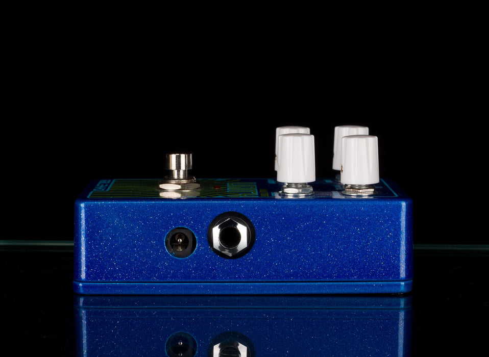 Used Malekko Unity Fuzz Guitar Effect Pedal With Box