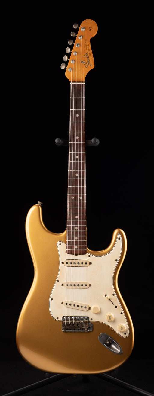 Pre Owned Vintage 1966 Fender Stratocaster Gold With Case