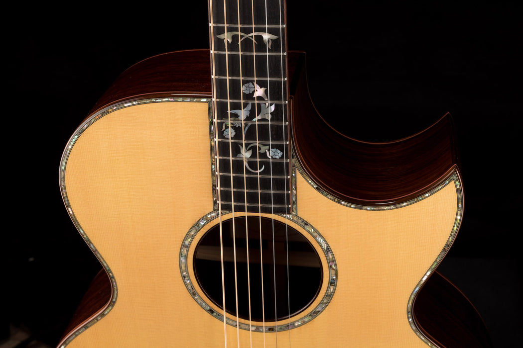 Pre Owned 1999 Taylor 915C Acoustic Guitar With Case