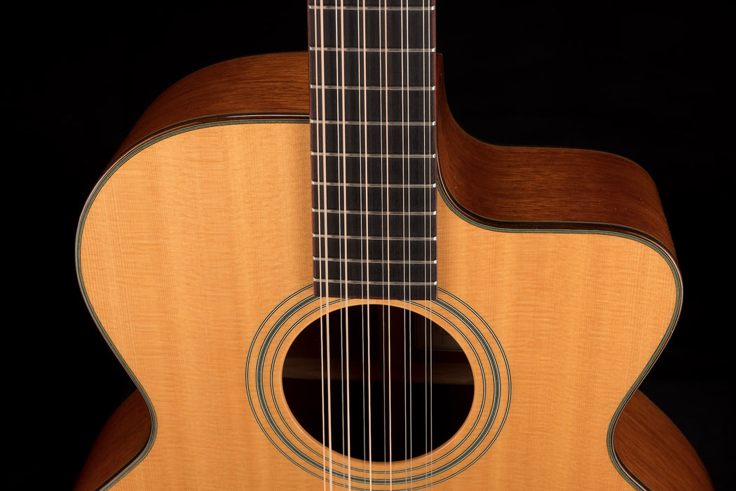 Pre Owned 1997 Taylor Leo Kottke 12-String With Case