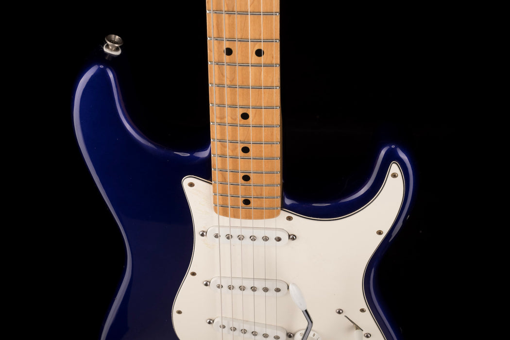 Used 2000 Fender Standard Stratocaster Metallic Blue Electric Guitar