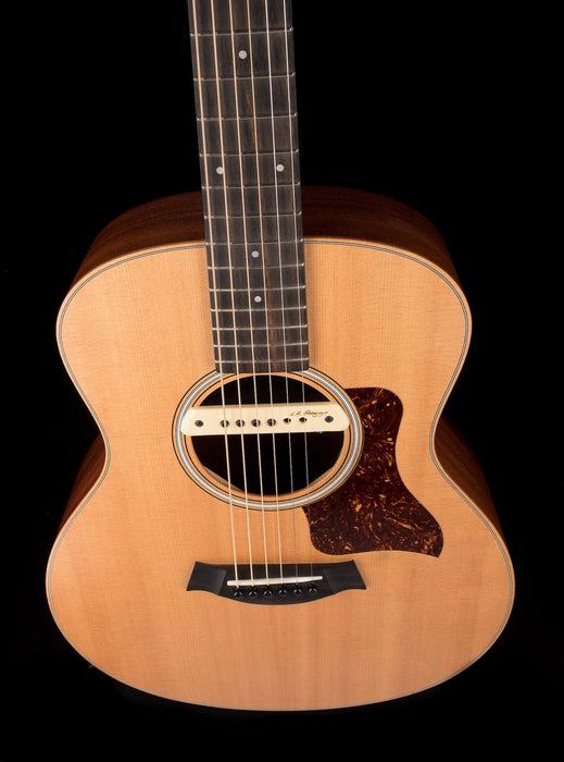 Used Taylor GS Mini Mahogany LR Baggs Pickup with Gig Bag