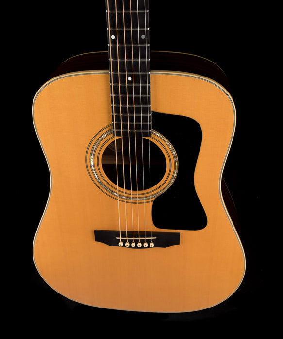 Pre Owned 1996 Guild DV52 NT-HG Natural Dreadnaught Acoustic With Case