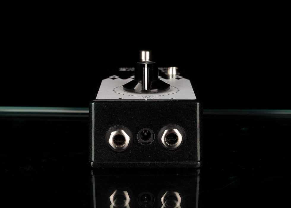 Used EarthQuaker Devices Arrows Preamp Booster with Box