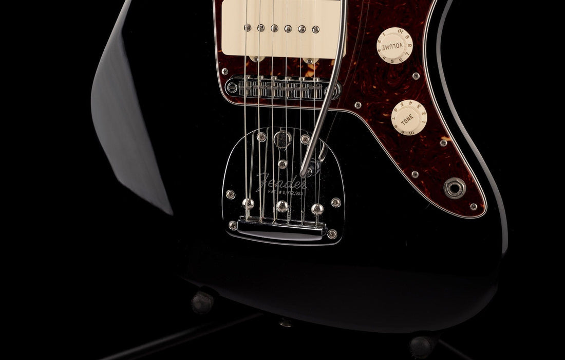 Used Fender 2014 Classic Player Jazzmaster Special Black with Gig Bag
