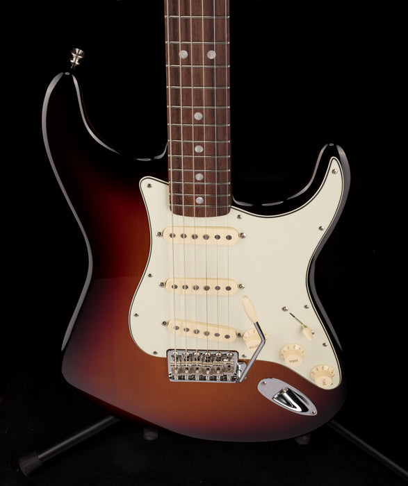 Fender American Original 60's Stratocaster 3-Tone Sunburst With Case ***B-STOCK***