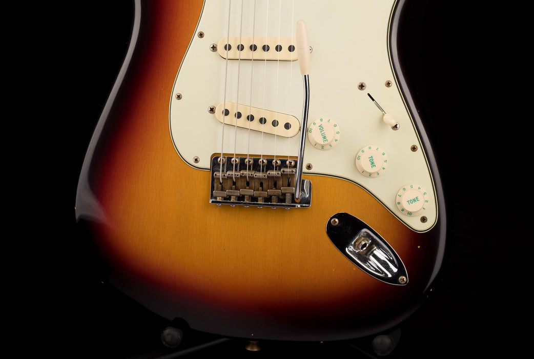 Fender Custom Shop 1964 Strat Journeyman Relic Target 3-Tone Sunburst