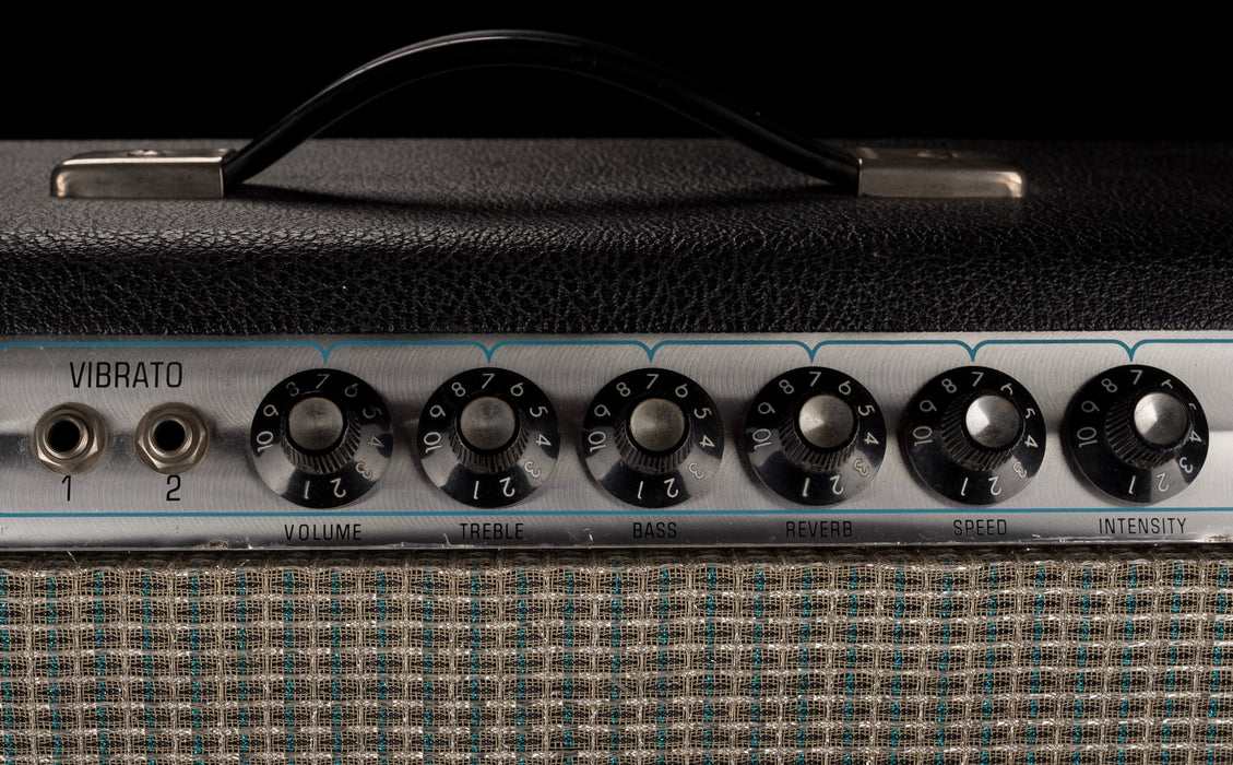 Vintage 1969/70 Fender Silverface Deluxe Reverb Guitar Amp Combo With Footswitch