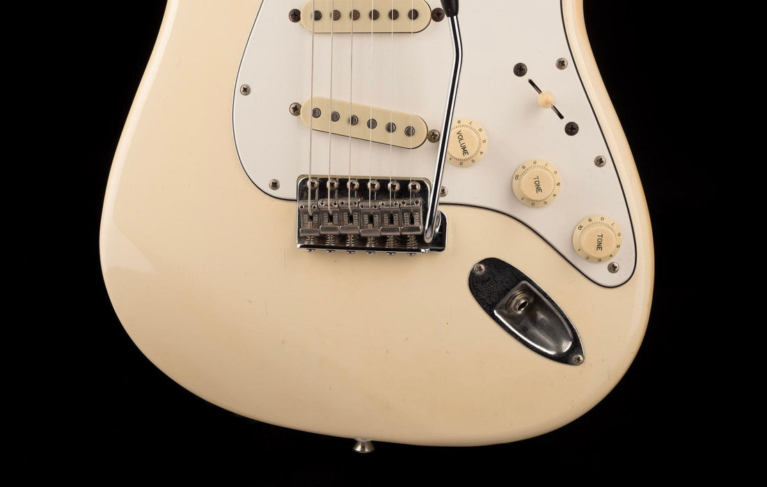Vintage 1985 Fender ‘72 Reissue ST72-70 Stratocaster MIJ E-Series Olympic White With HSC