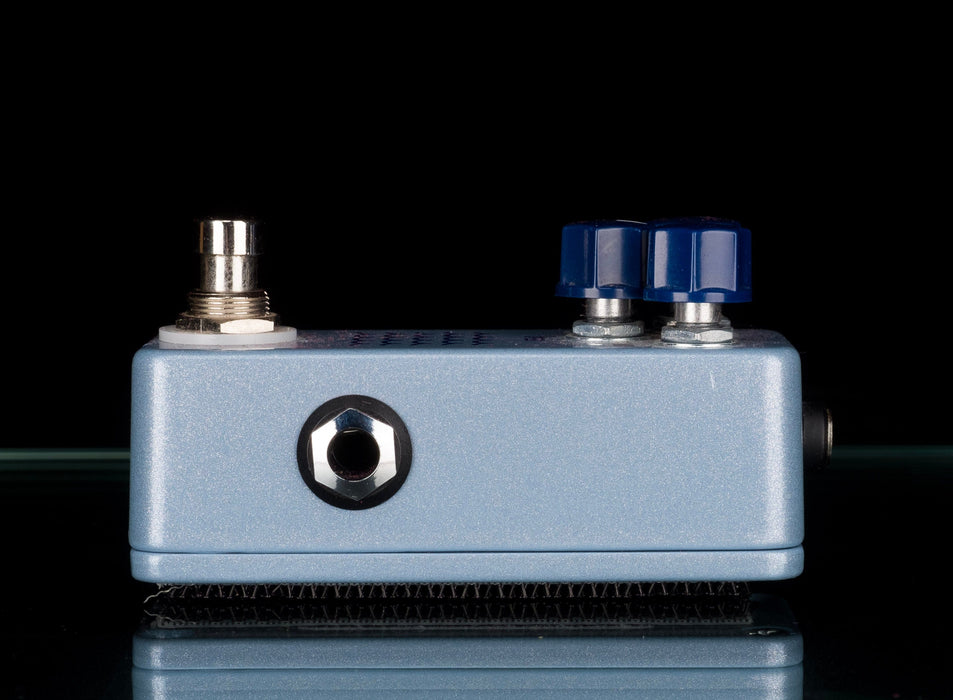 Used JHS Tidewater Tremolo Mini Guitar Effect Pedal With Box
