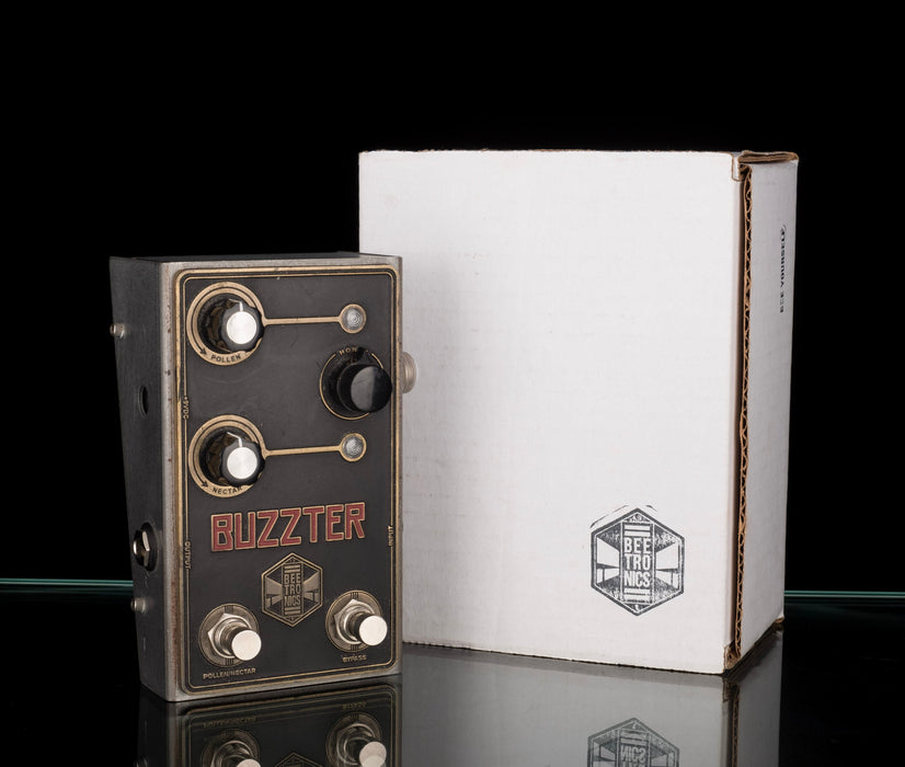 Used Beetronics FX Royal Series Buzzter Boost/Pre-Amp Pedal