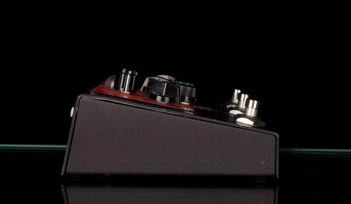 Used BeetronicsFX Royal Jelly Limited Edition Black Anodized Overdrive Fuzz with Box