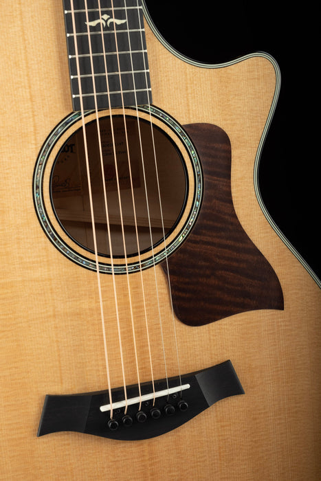 Taylor 612ce 12-Fret Grand Concert 12 Fret Acoustic Electric Guitar Sitka Spruce top