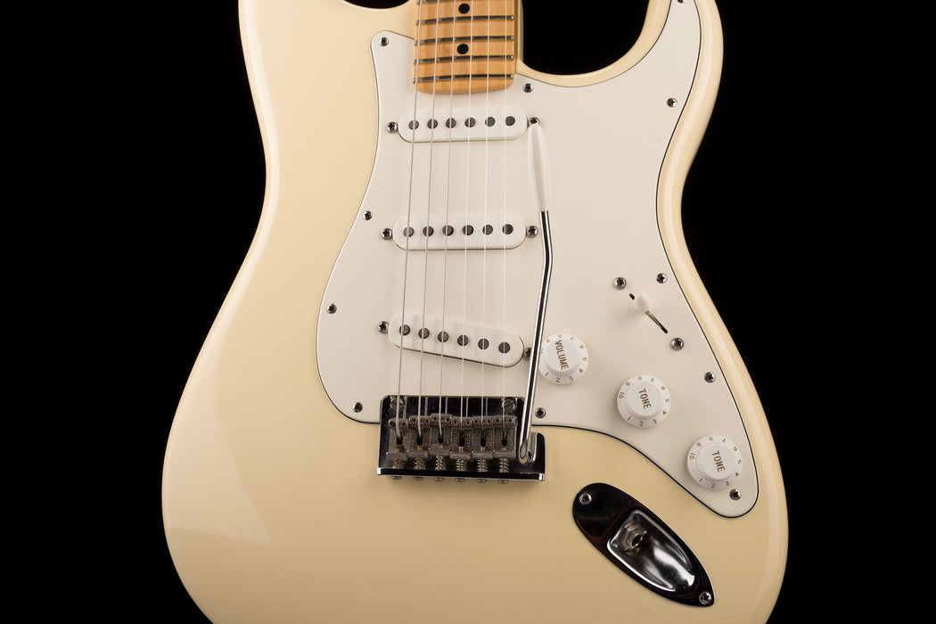 Used 2011 Fender American Standard Stratocaster Olympic White with OHSC