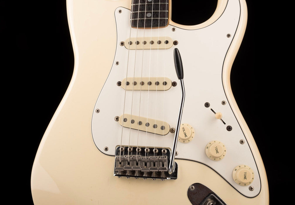 Vintage 1985 Fender ‘72 Reissue ST72-70 Stratocaster MIJ E-Series Olympic White With HSC