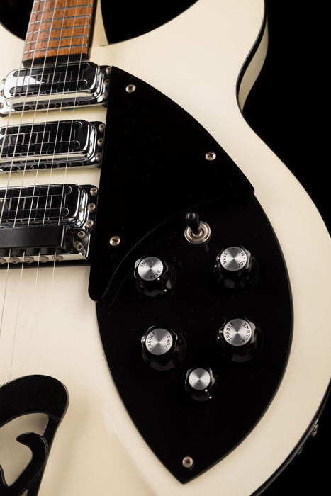 Pre Owned 1990 Rickenbacker 370WB White With Case