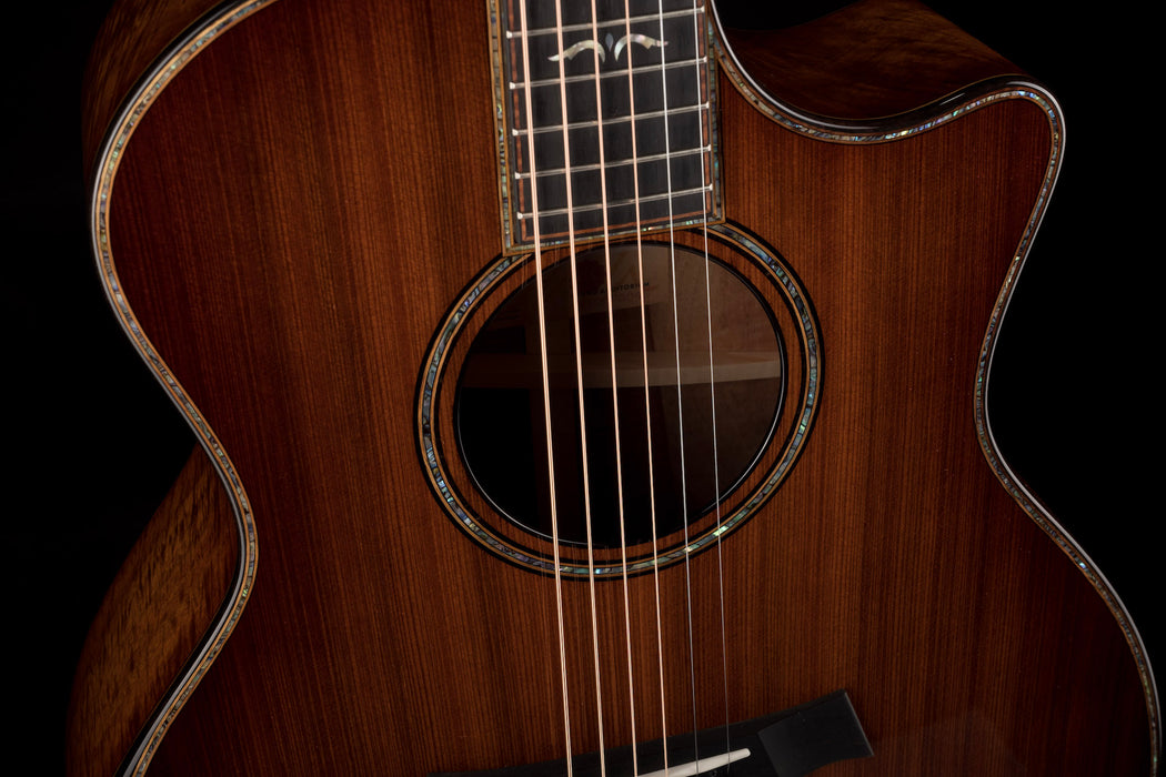 Taylor 914ce LTD AA-Grade Figured Hawaiian Koa With Case