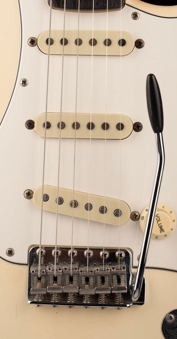 Vintage 1985 Fender ‘72 Reissue ST72-70 Stratocaster MIJ E-Series Olympic White With HSC