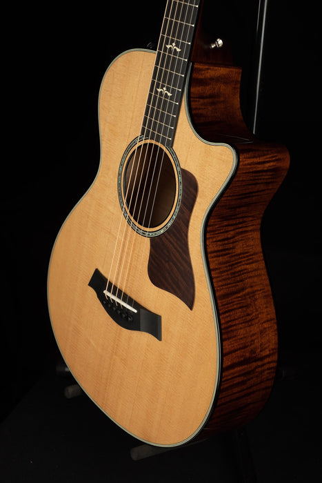 Taylor 612ce 12-Fret Grand Concert 12 Fret Acoustic Electric Guitar Sitka Spruce top