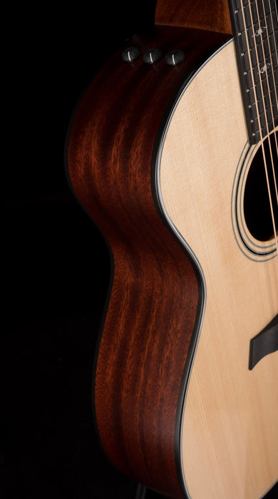 Taylor 314ce Acoustic Electric Guitar With Case