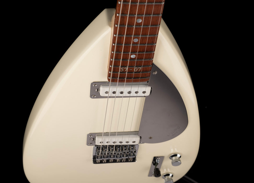 Pre Owned 2007 Vox Custom Shop White Teardrop 57-07 Model - 570754