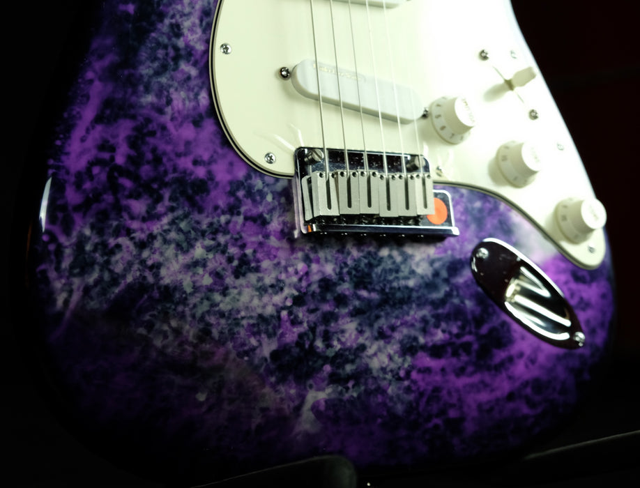 Pre Owned '93 Fender 40th Anniversary Limited Run Stratocaster Aluminum Purple Body OHSC