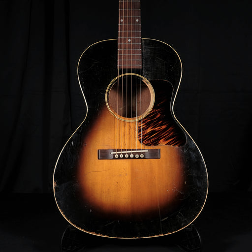 Pre Owned 1935 Gibson L-00 Sunburst Acoustic Guitar With LR Baggs M1 Pickup W/ HSC