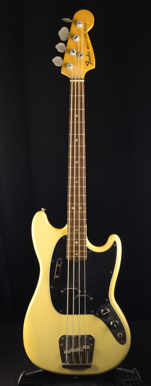 Vintage 1977 Fender Mustang Short Scale Bass White w/ OHSC