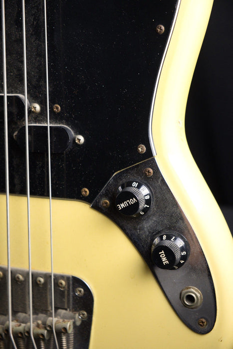Vintage 1977 Fender Mustang Short Scale Bass White w/ OHSC