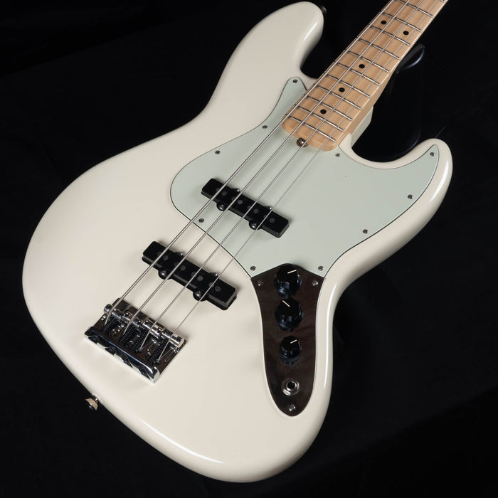 Used Fender American Professional Jazz Bass Olympic White With OHSC