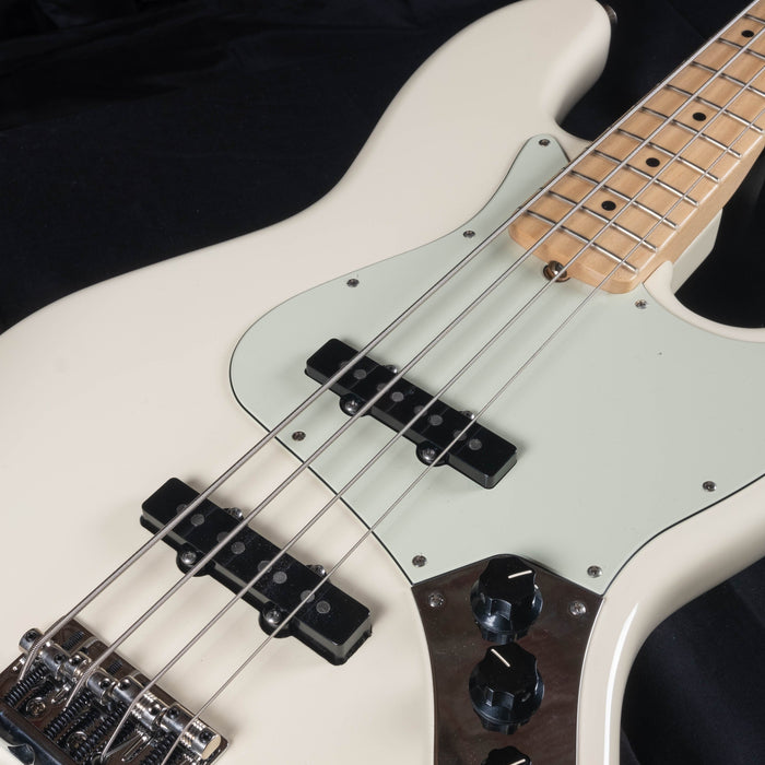 Used Fender American Professional Jazz Bass Olympic White With OHSC