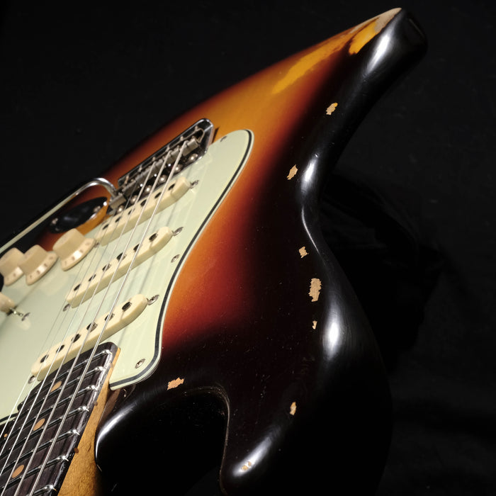 Fender Custom Shop Limited Edition Reverse Headstock '59 Stratocaster Relic Chocolate Sunburst With Case