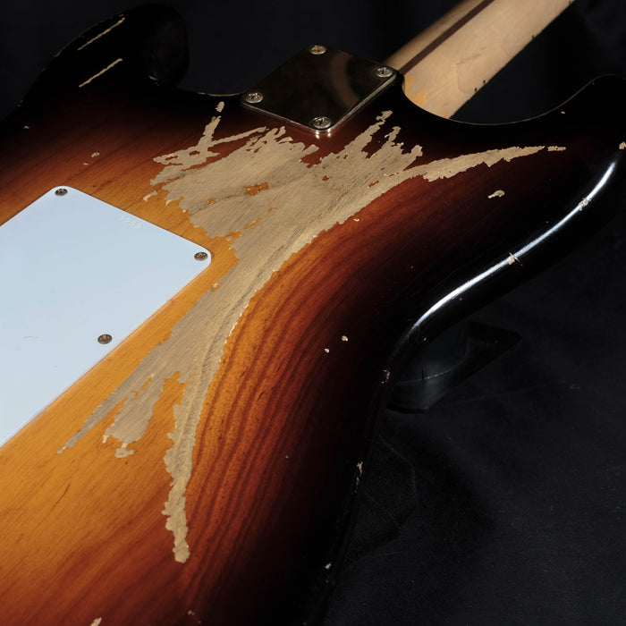 Pre Owned '14 Limited Edition Fender Custom Shop Heavy Relic Golden 50s Stratocaster Sunburst