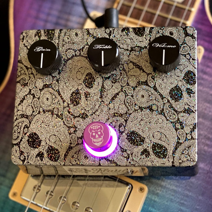 Flattley Boutique Effect Pedals Platinum Series Silver Centurion Transparent Overdrive Guitar Pedal