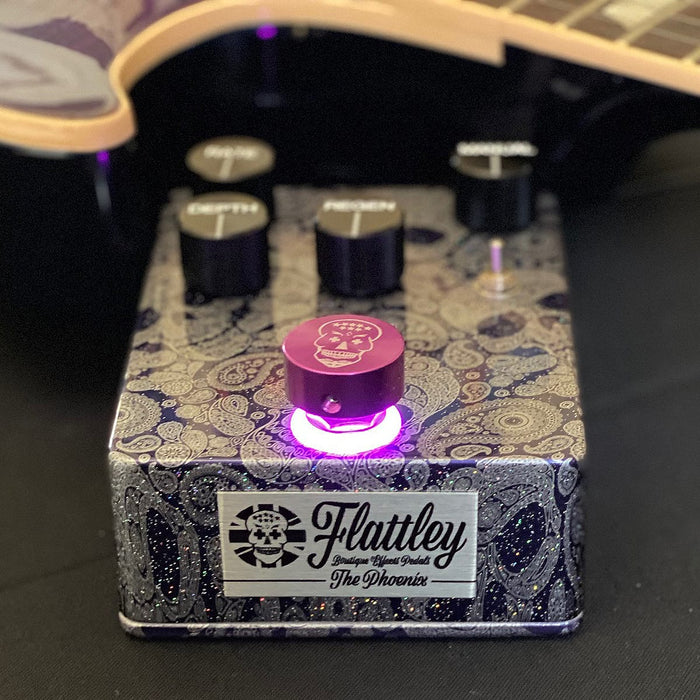 Flattley Boutique Effect Pedals Platinum Series The Phoenix Stereo Analogue Flanger Guitar Pedal