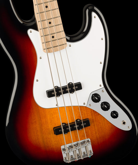 Squier Affinity Series Jazz Bass Maple Fingerboard White Pickguard 3-Color Sunburst