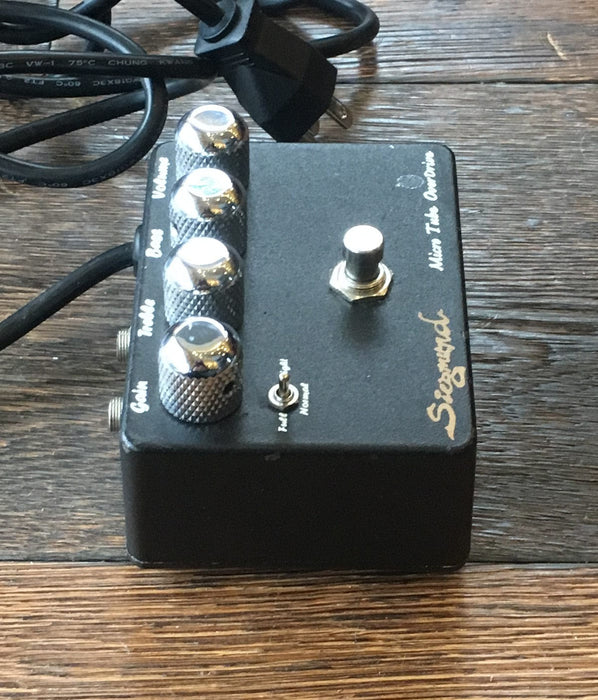 Used Siegmund Micro Tube Overdrive Guitar Effect Pedal With Box