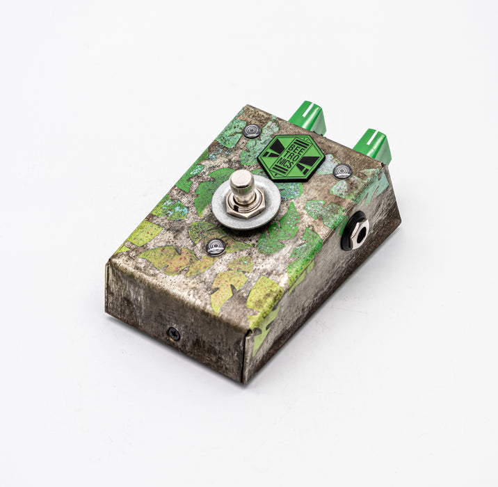BeetronicsFX Custom Shop One Off Vezzpa "Octave Stinger" High Octave Fuzz Guitar Pedal